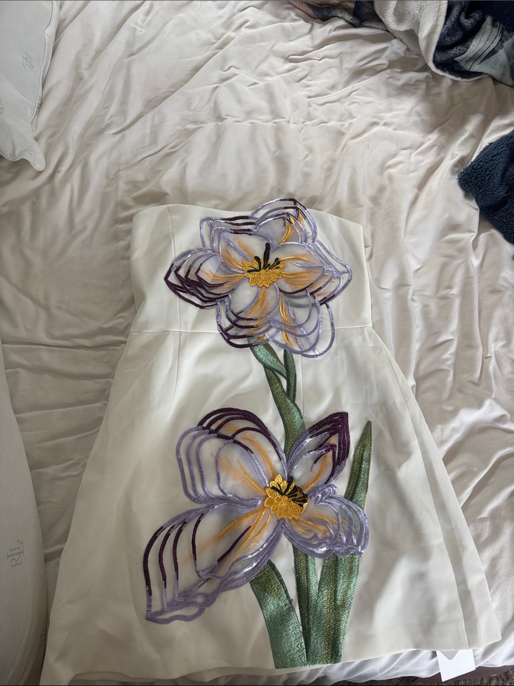 White Strapless Floral Appliqué Dress